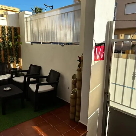 Pearl Apartment *