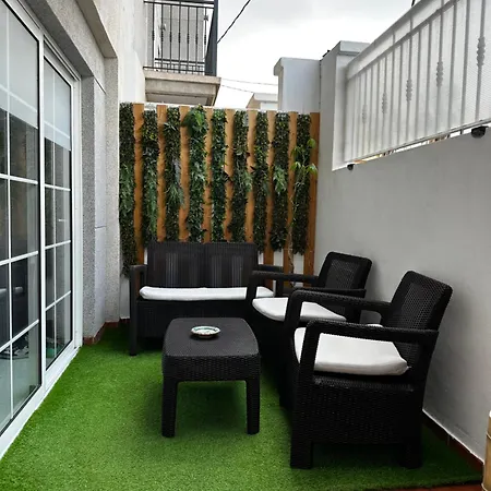 Pearl Apartment *